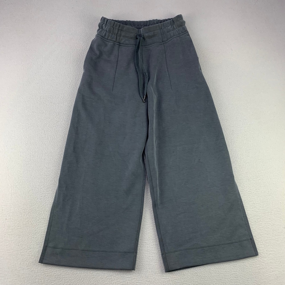 Lululemon Softstreme High-Rise Crop‎ Pant Women 4 Grey Wide Leg Travel Culotte